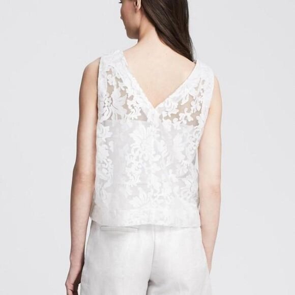 Banana Republic sheer white embroidered sleeveless top size small - Picture 1 of 7